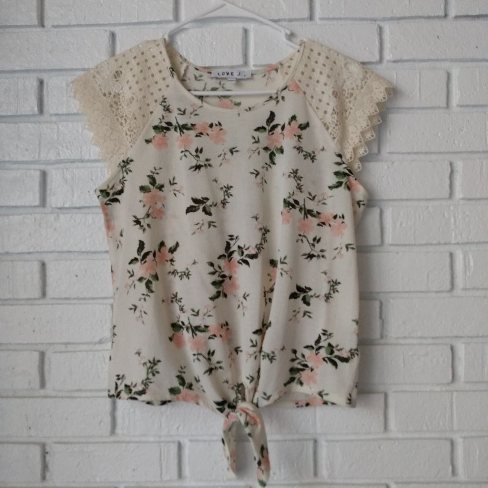 Floral Love J Shirt Women's Size Small